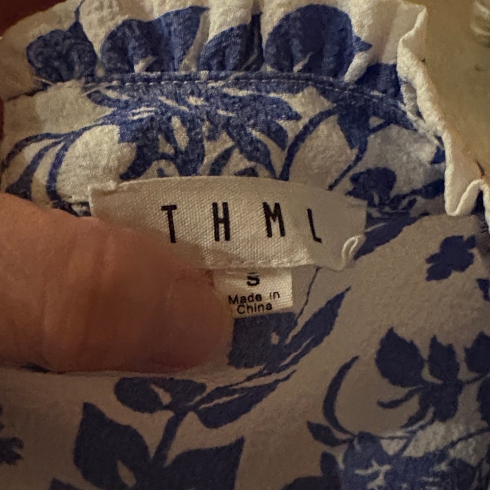 THML Blue and White Floral Ruffle Sleeve Blouse with Orange Trim - Picture 5 of 7